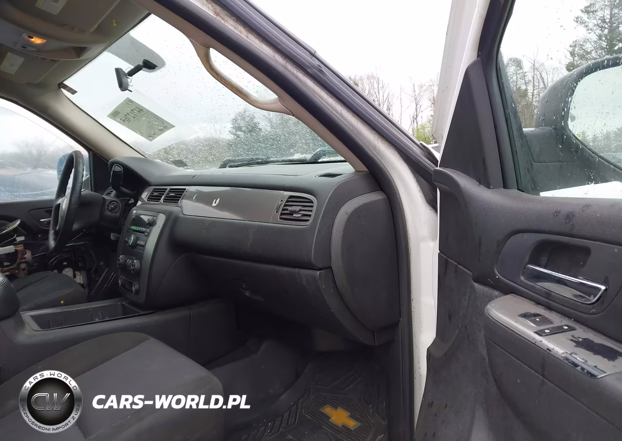 2011 Chevrolet Tahoe Commercial Fleet VIN:1GNLC2E05BR242250 - 5
