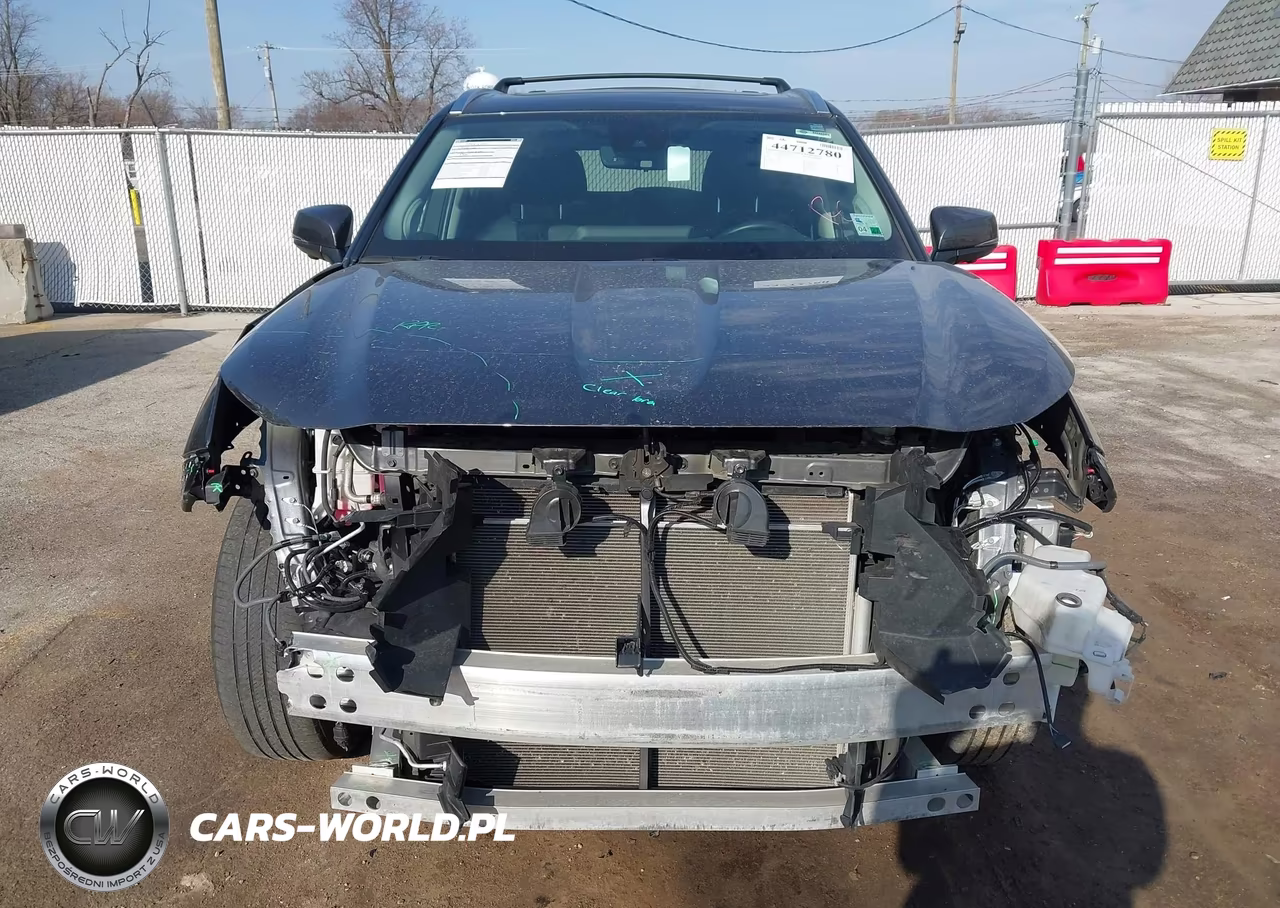 2025 Toyota Highlander Limited VIN:5TDKDRAH5SS552647 - 13