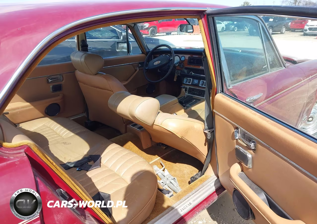 1977 Jaguar S-Type VIN:JBVLV49C109911 - 8