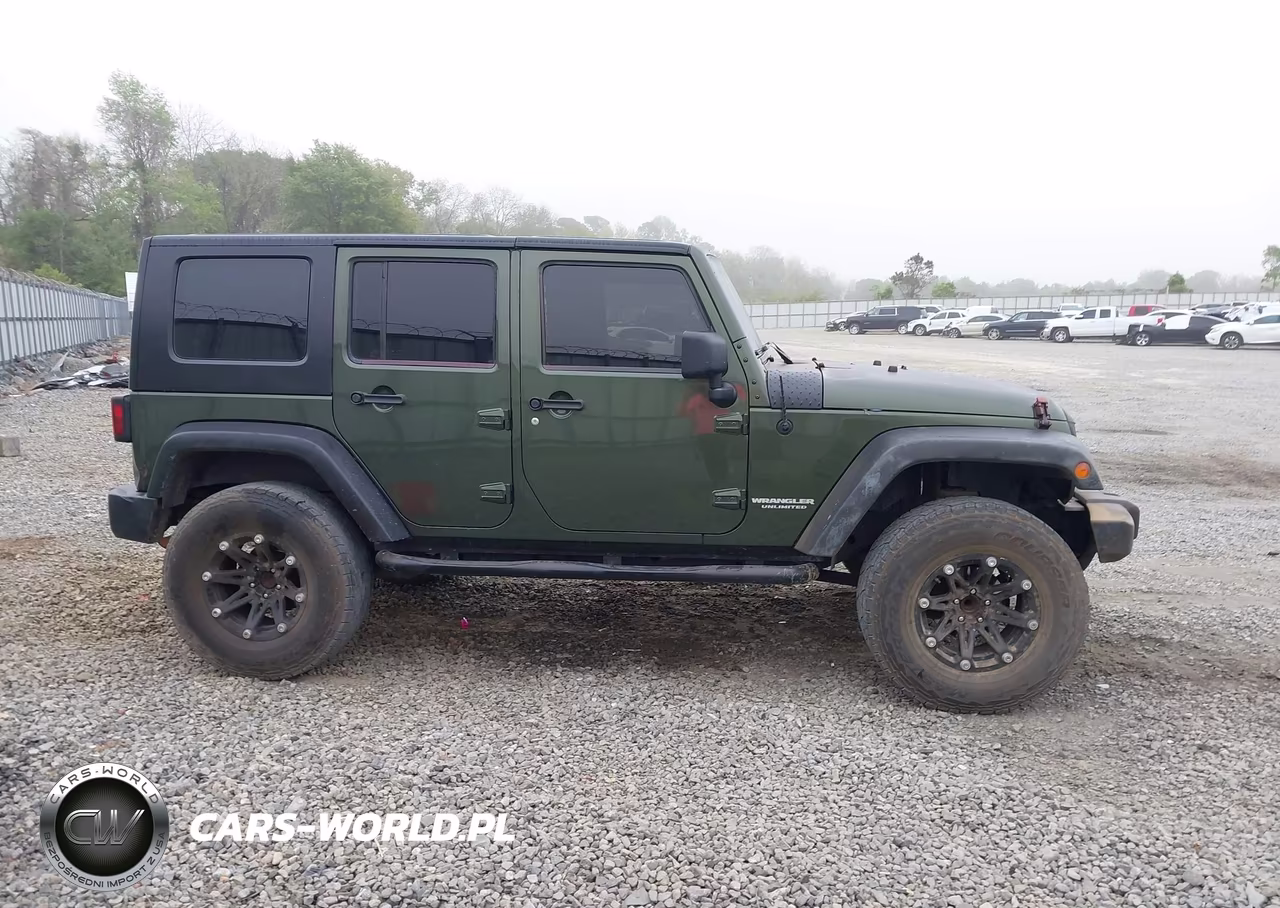 2009 Jeep Wrangler Unlimited X VIN:1J4GB39159L754023 - 13