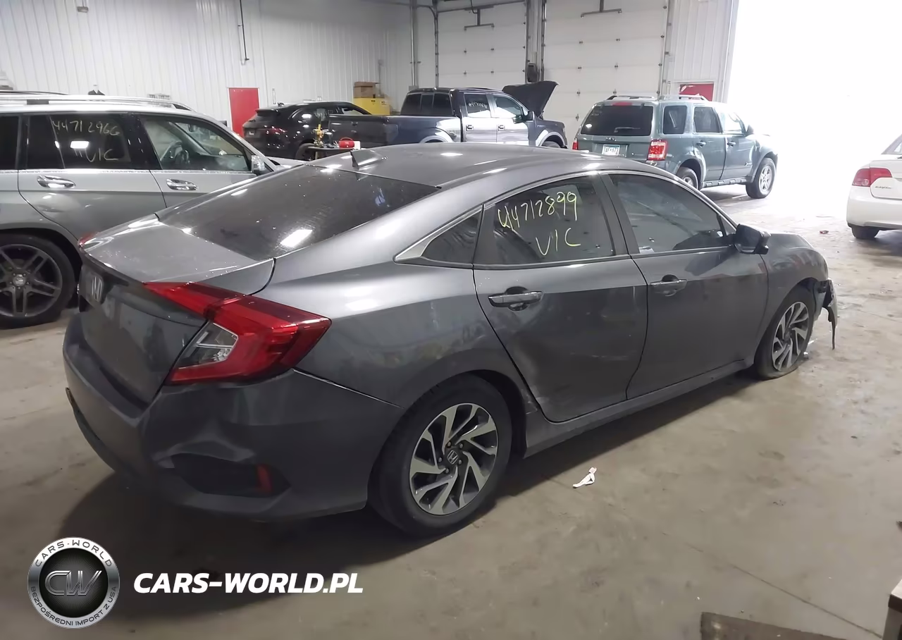 2018 Honda Civic Ex VIN:2HGFC2F73JH578285 - 4