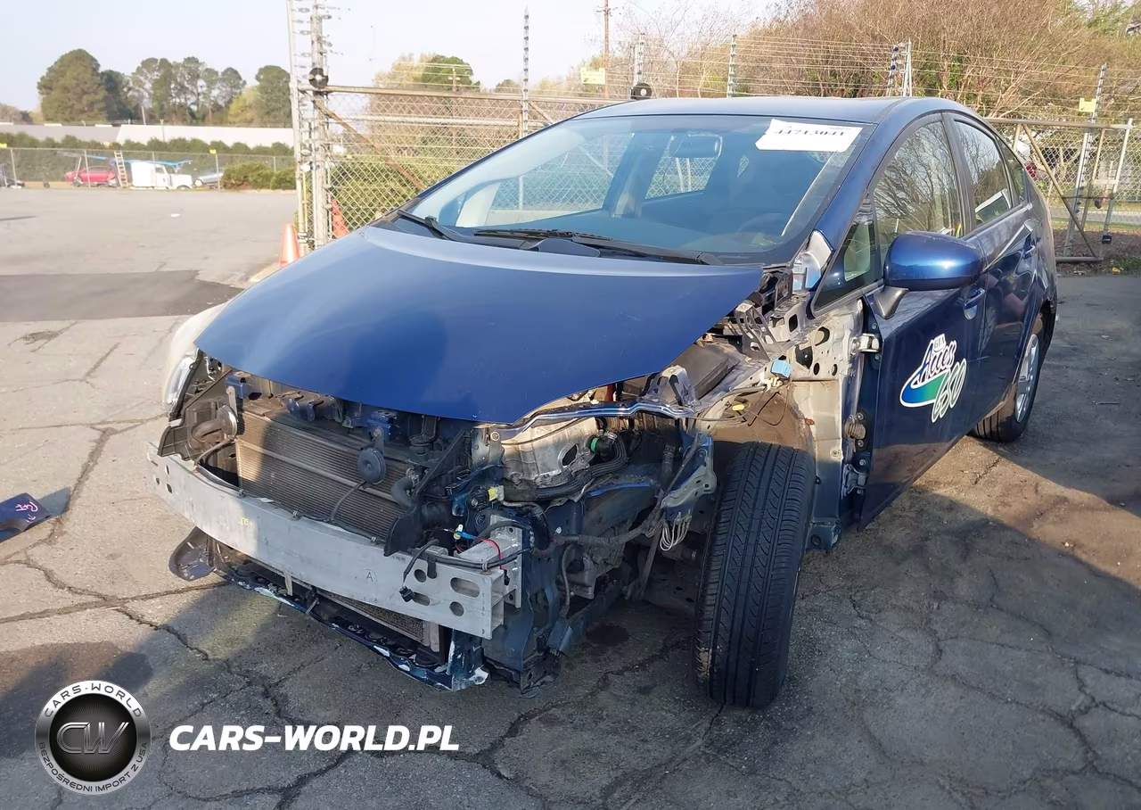 2011 Toyota Prius Two VIN:JTDKN3DUXB0267321 - 2