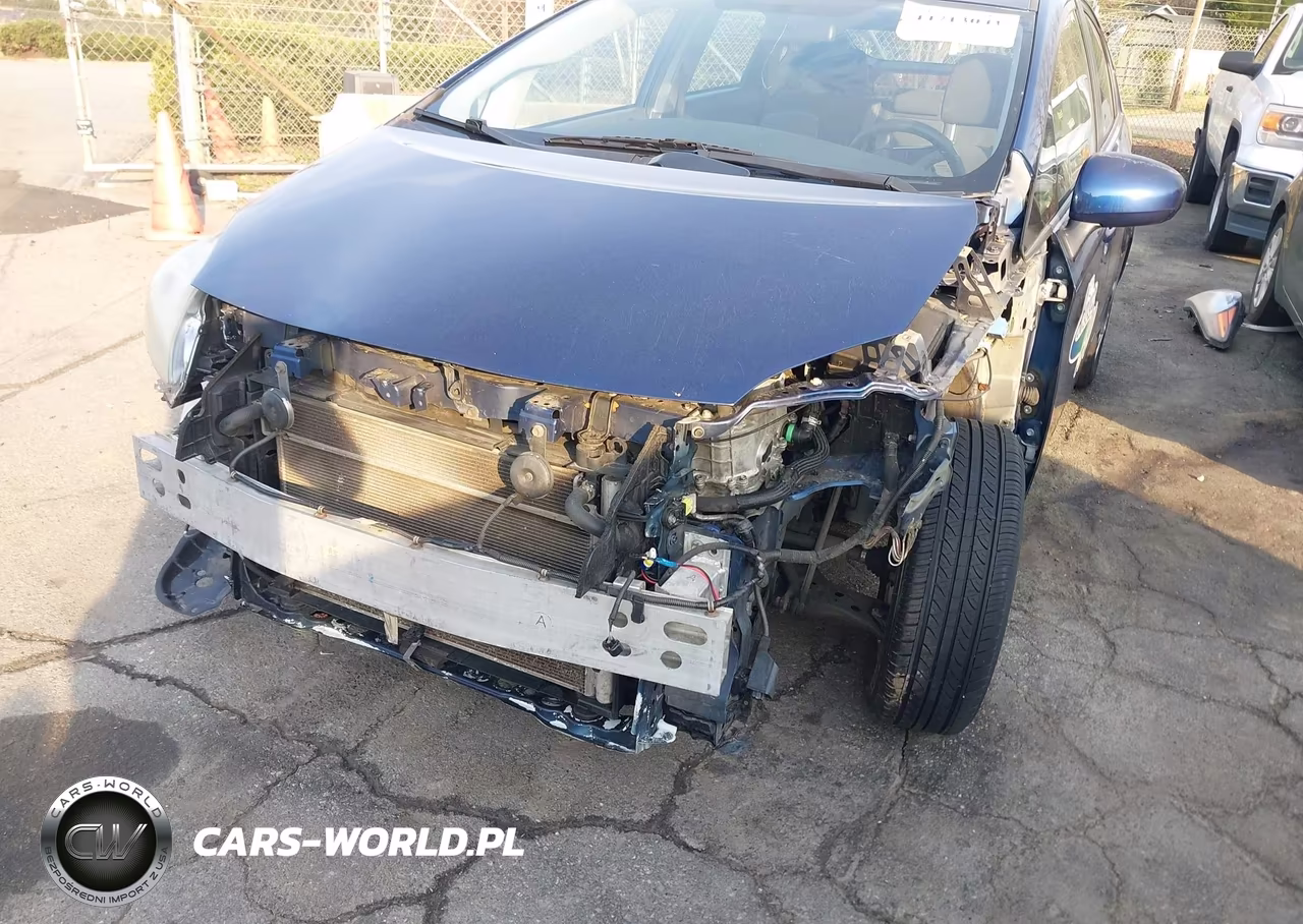 2011 Toyota Prius Two VIN:JTDKN3DUXB0267321 - 6