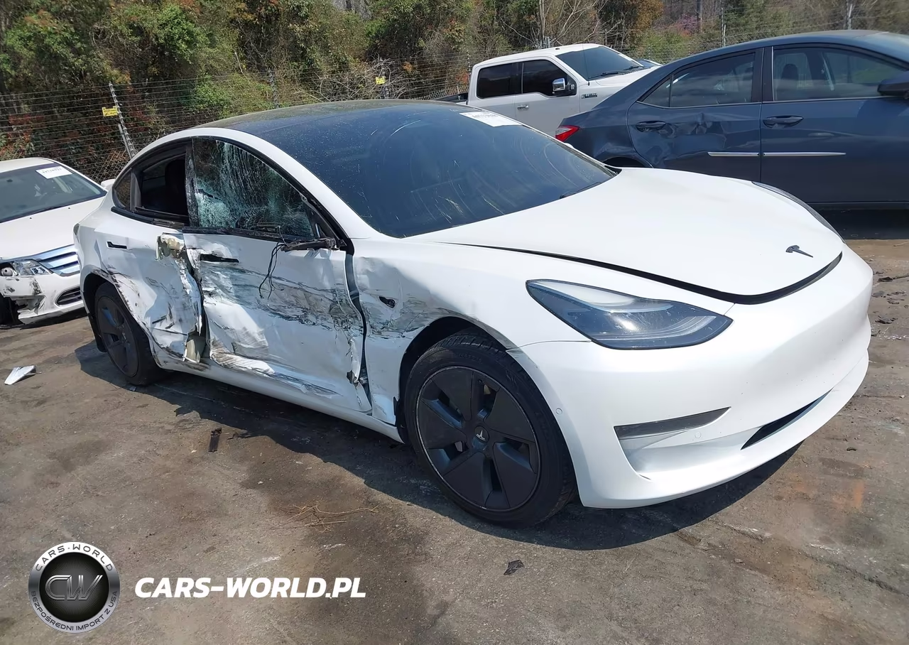 2021 Tesla Model 3 Standard Range Plus Rear-Wheel Drive