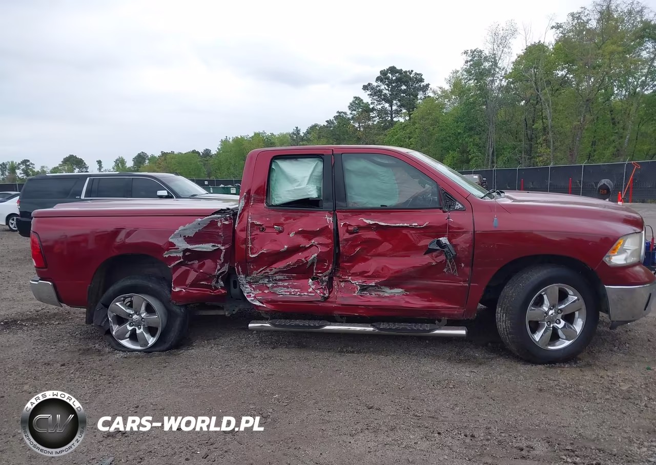 2013 Ram 1500 Big Horn VIN:1C6RR6GT9DS693829 - 13