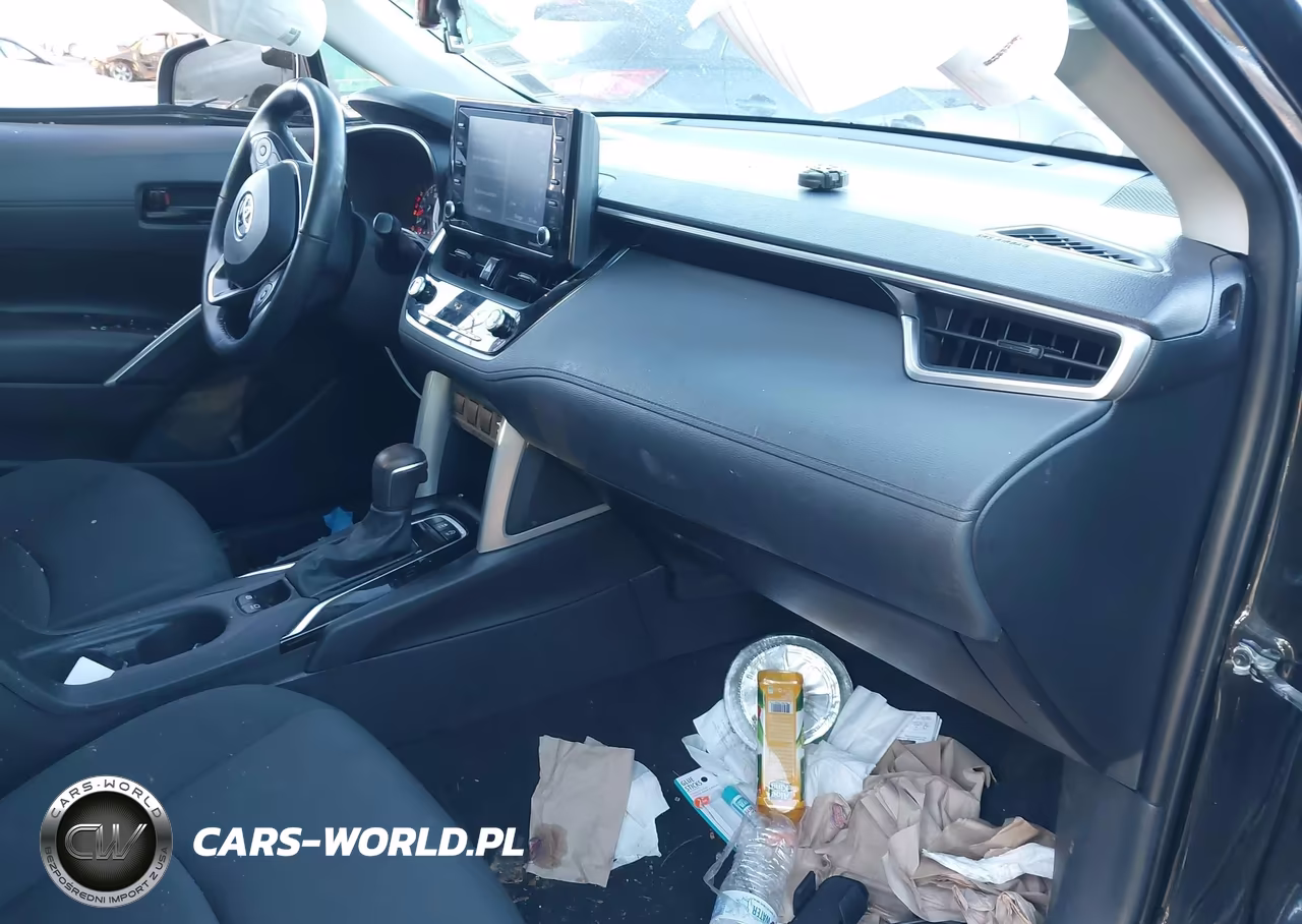 2022 Toyota Corolla Cross Le VIN:7MUCAABG6NV024632 - 5