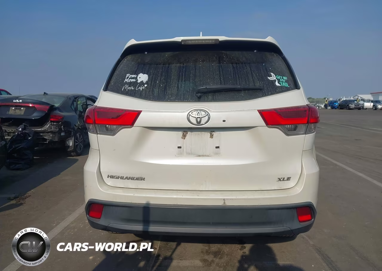 2017 Toyota Highlander Xle VIN:5TDKZRFHXHS188437 - 16