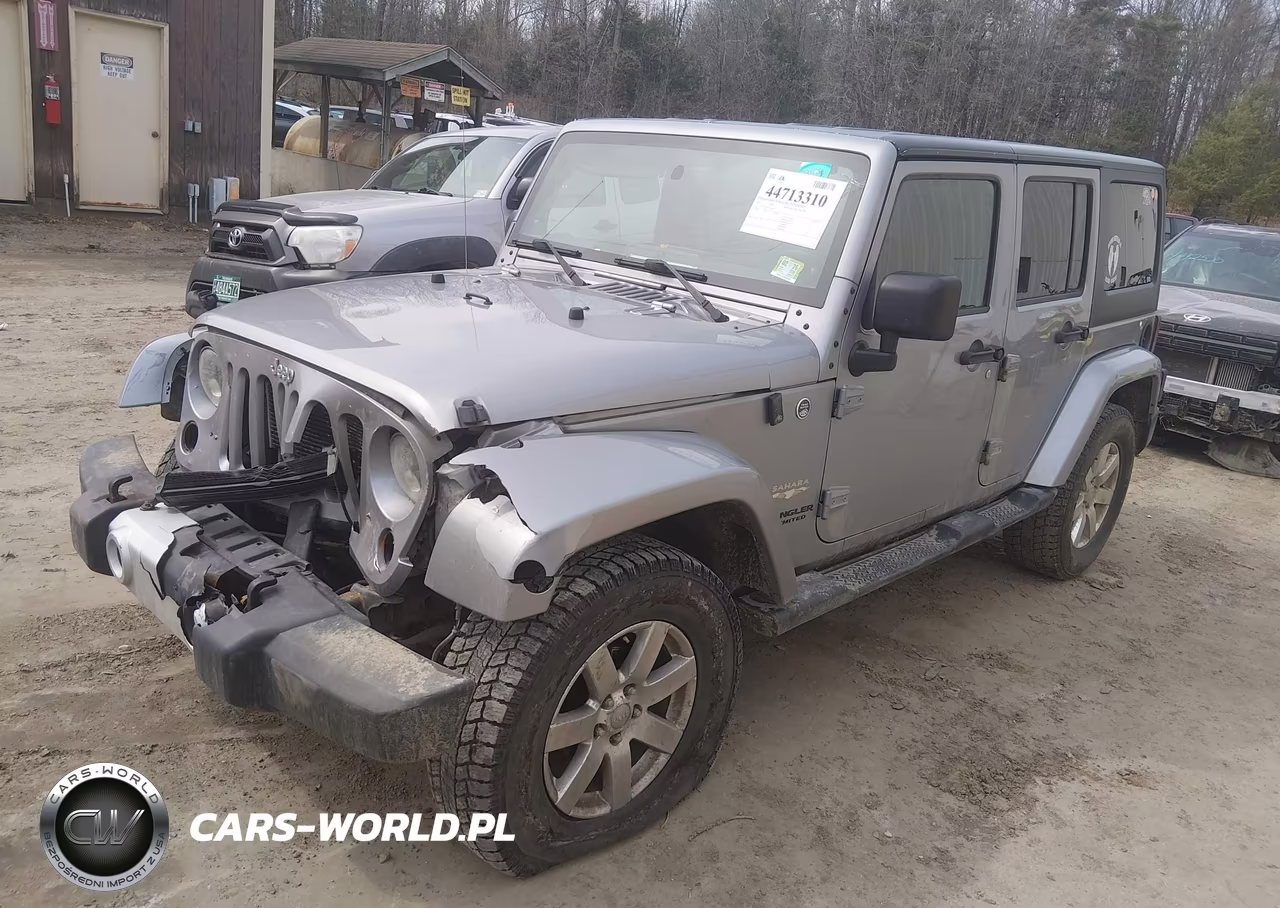 2013 Jeep Wrangler Unlimited Sahara VIN:1C4BJWEG5DL585435 - 2
