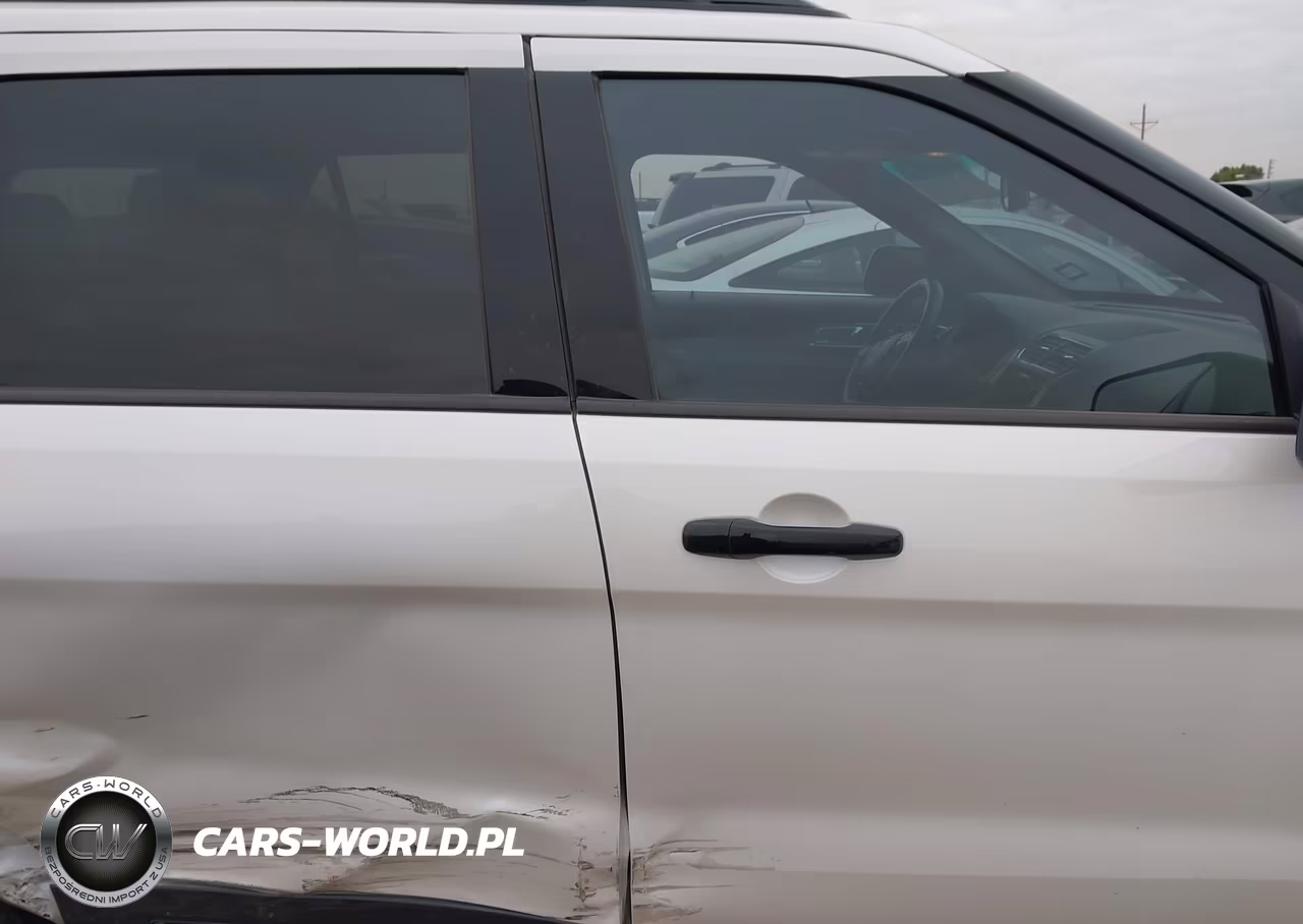 2017 Ford Explorer Sport VIN:1FM5K8GT5HGA33380 - 13