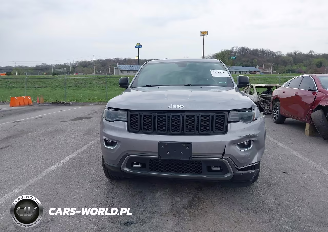 2018 Jeep Grand Cherokee Sterling Edition 4X4 VIN:1C4RJFBG6JC222687 - 12