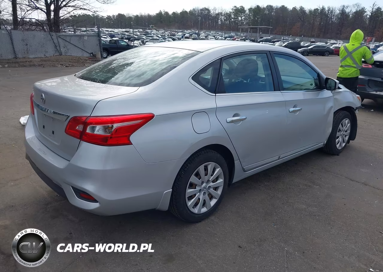2016 Nissan Sentra S VIN:3N1AB7AP8GY254500 - 4