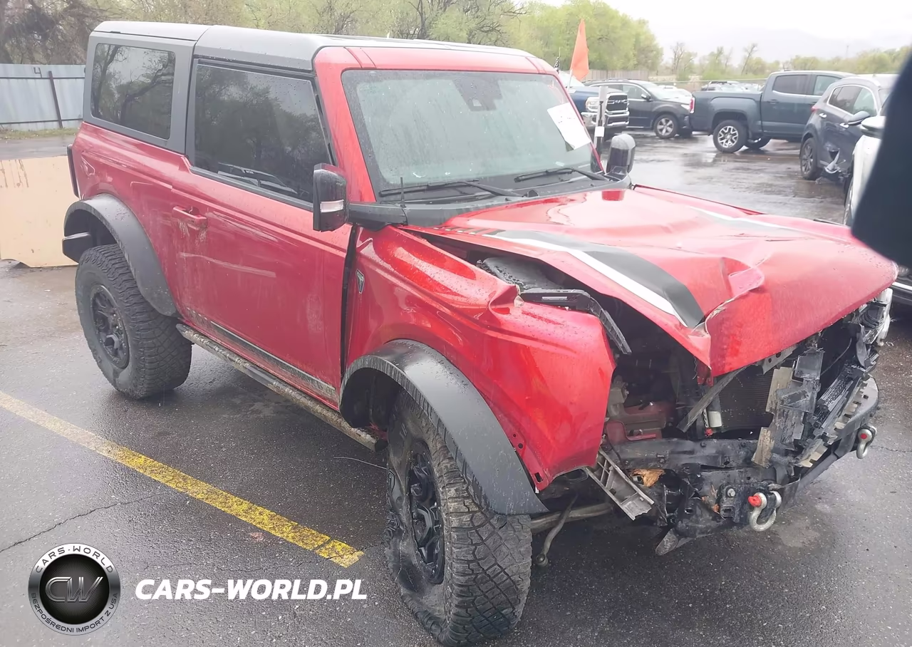 2021 Ford Bronco First Edition VIN:1FMDE5FP1MLA20262 - 1