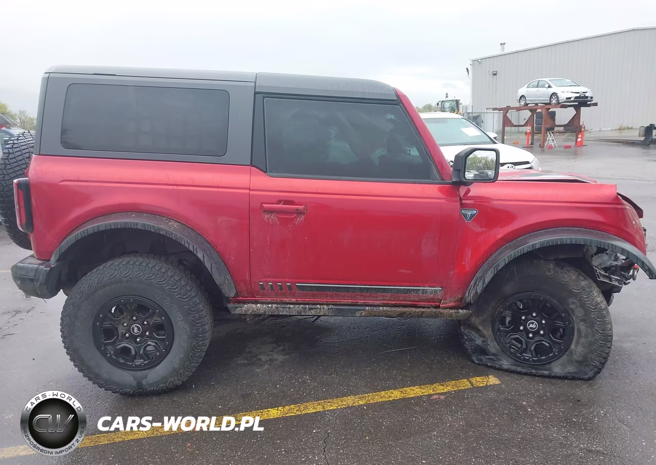 2021 Ford Bronco First Edition VIN:1FMDE5FP1MLA20262 - 13