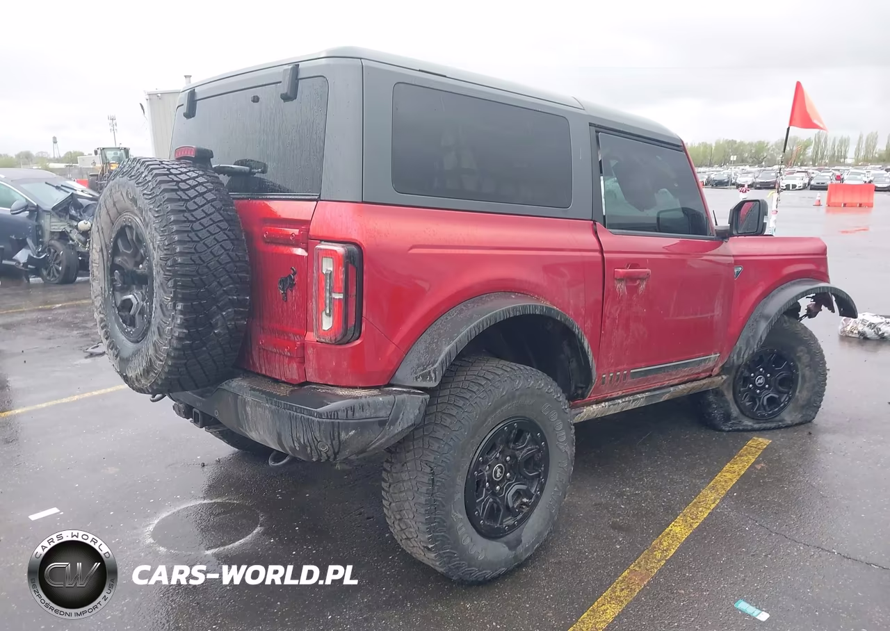 2021 Ford Bronco First Edition VIN:1FMDE5FP1MLA20262 - 4