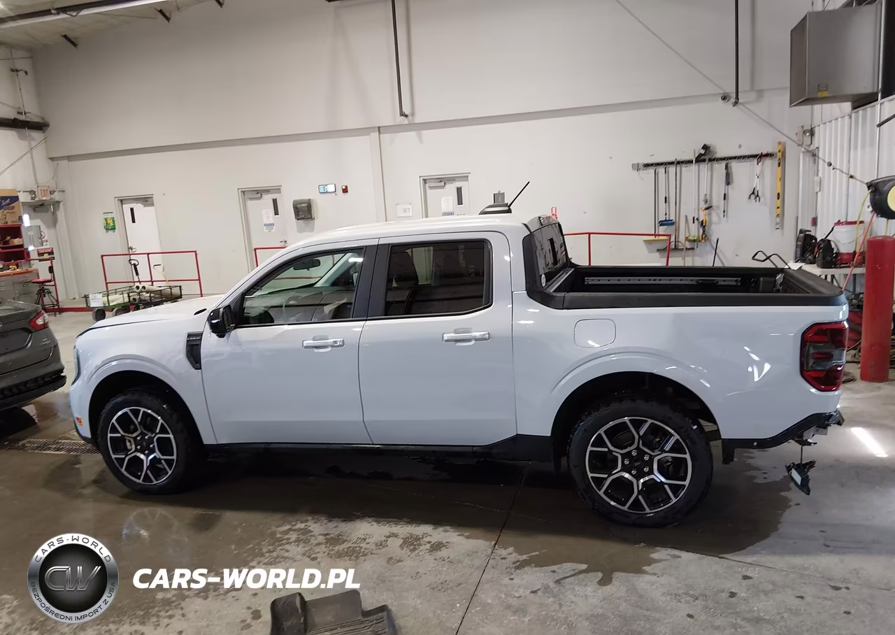 2025 Ford Maverick Lariat VIN:3FTTW8SA6SRB17231 - 15