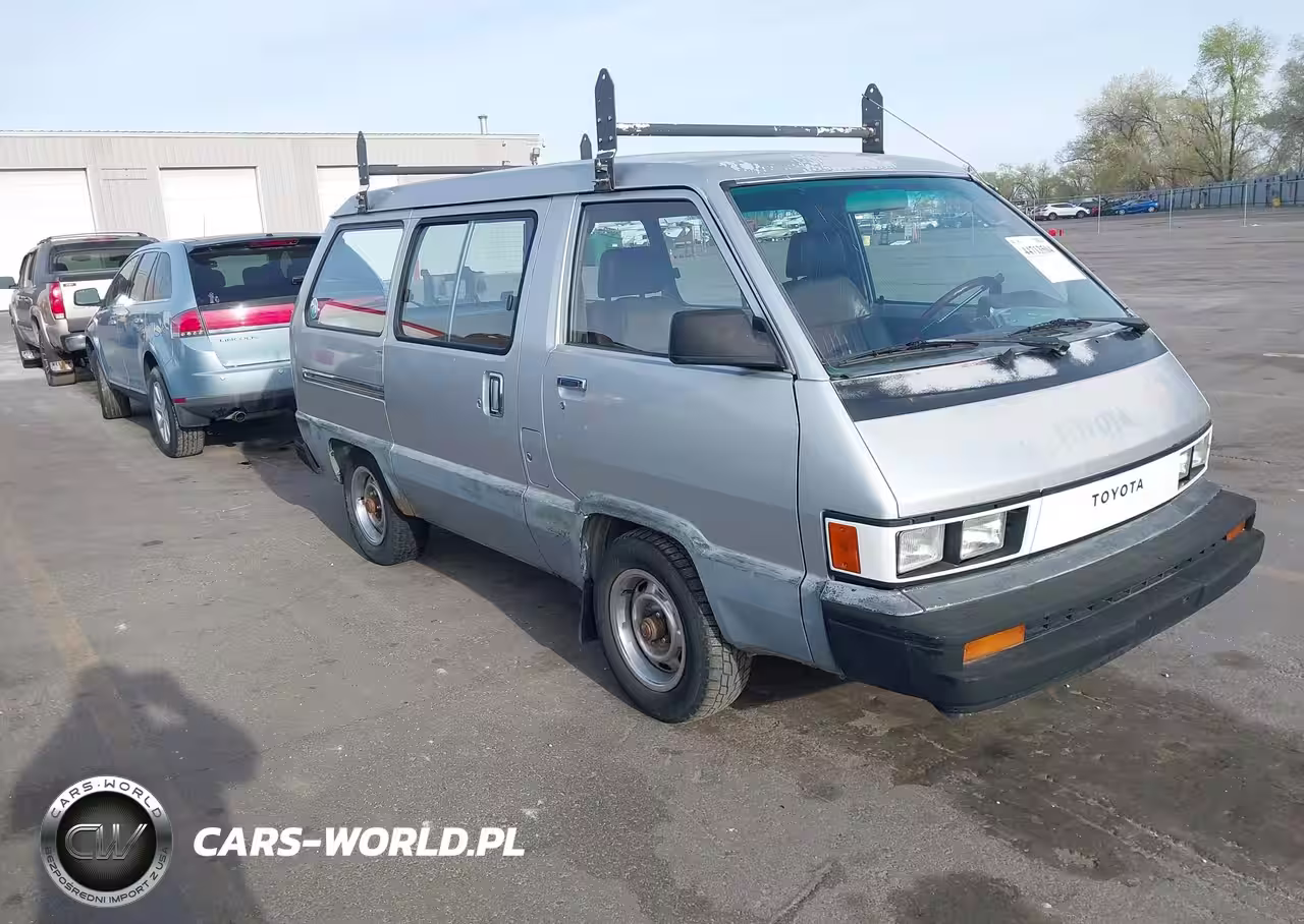 1985 Toyota Van Wagon Cargo