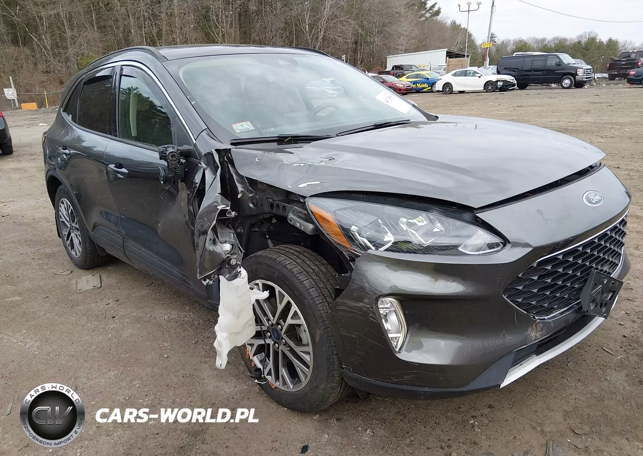 2020 Ford Escape Sel