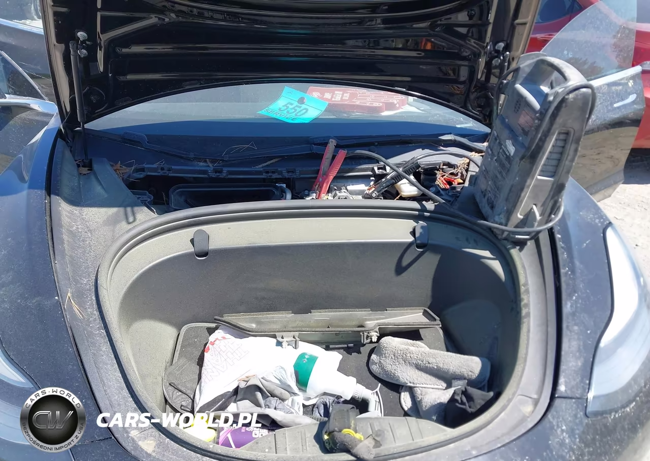 2018 Tesla Model 3 Long Range-Mid Range VIN:5YJ3E1EA2JF151835 - 10