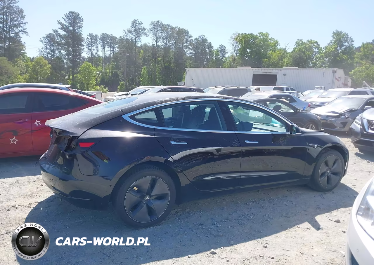 2018 Tesla Model 3 Long Range-Mid Range VIN:5YJ3E1EA2JF151835 - 12