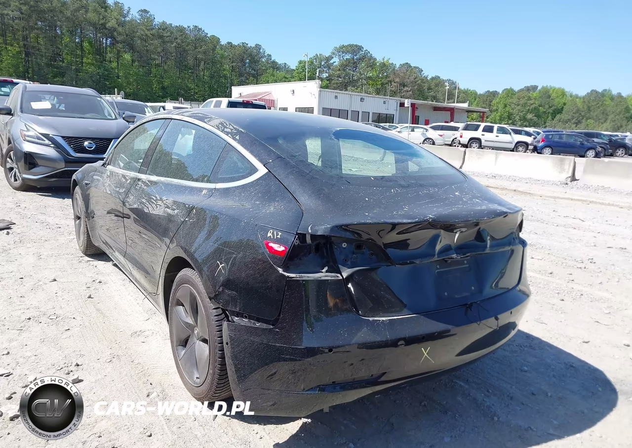 2018 Tesla Model 3 Long Range-Mid Range VIN:5YJ3E1EA2JF151835 - 3