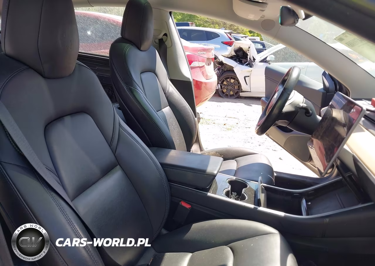 2018 Tesla Model 3 Long Range-Mid Range VIN:5YJ3E1EA2JF151835 - 5