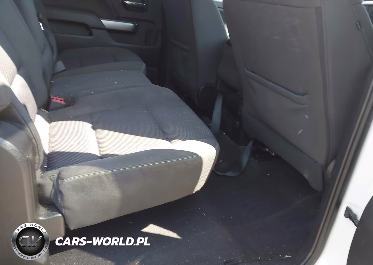 2018 Chevrolet Silverado 1500 1Lt VIN:3GCUKREC7JG584591 - 8