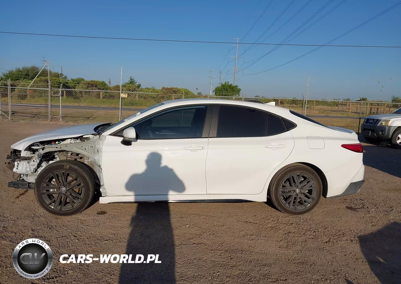 2025 Toyota Camry Se VIN:4T1DAACK1SU093927 - 15