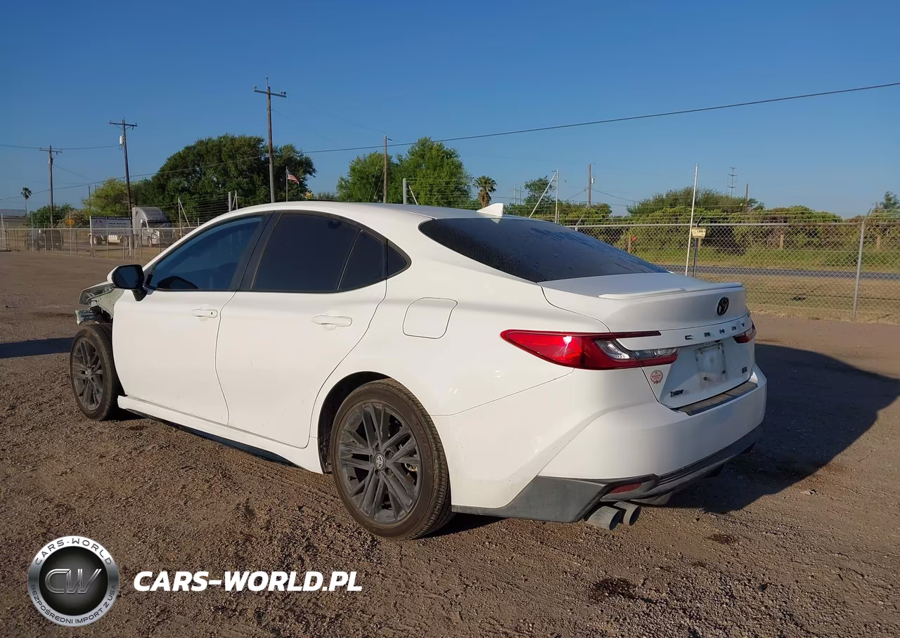 2025 Toyota Camry Se VIN:4T1DAACK1SU093927 - 3