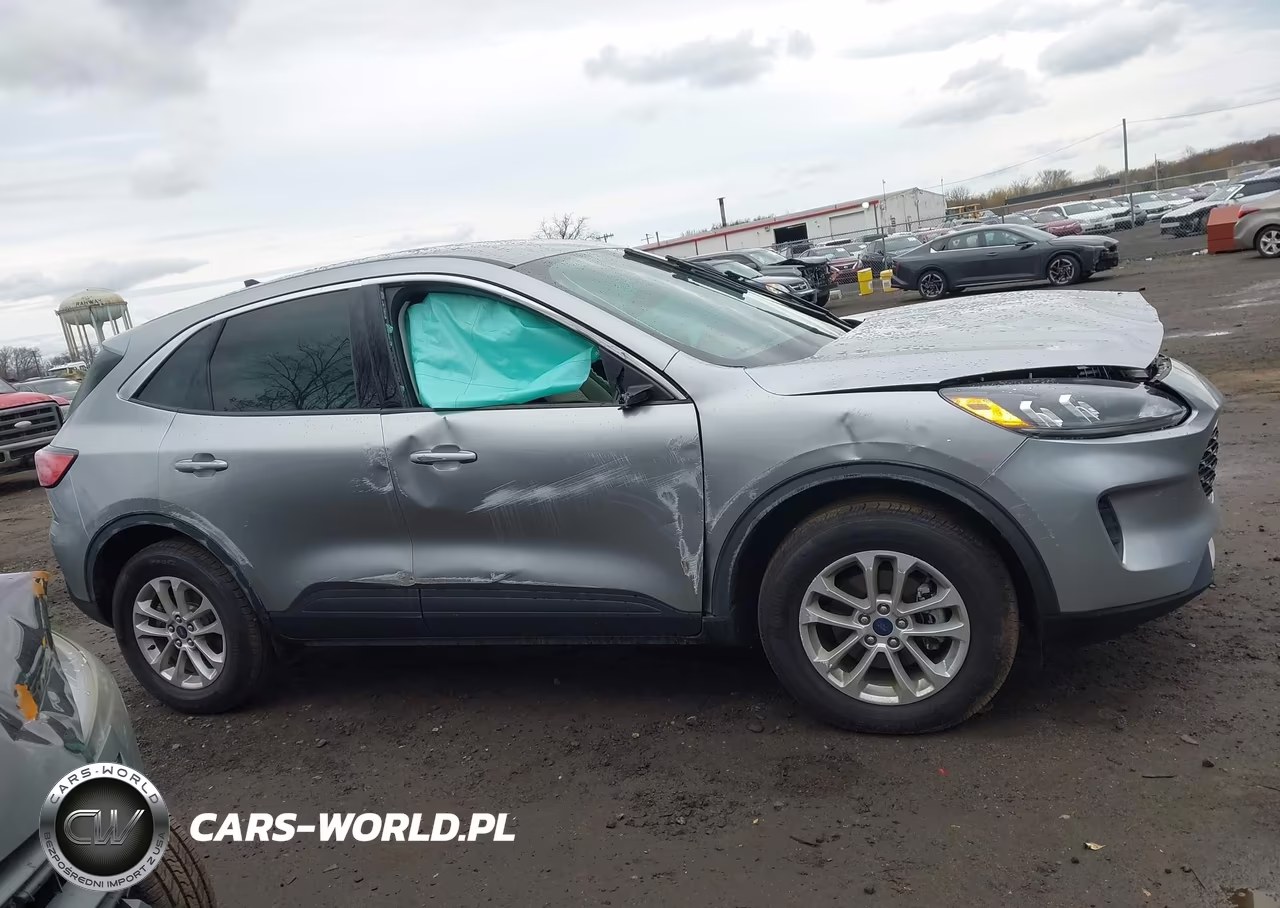 2022 Ford Escape Se Hybrid VIN:1FMCU9BZ7NUA43506 - 13