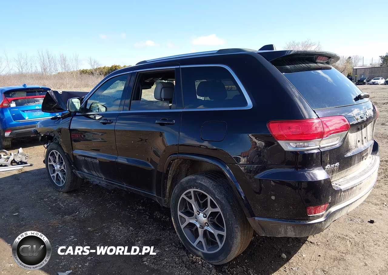 2018 Jeep Grand Cherokee Sterling Edition 4X4 VIN:1C4RJFBG3JC376337 - 15