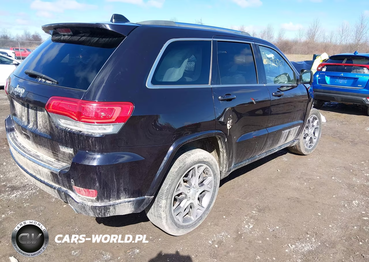 2018 Jeep Grand Cherokee Sterling Edition 4X4 VIN:1C4RJFBG3JC376337 - 4