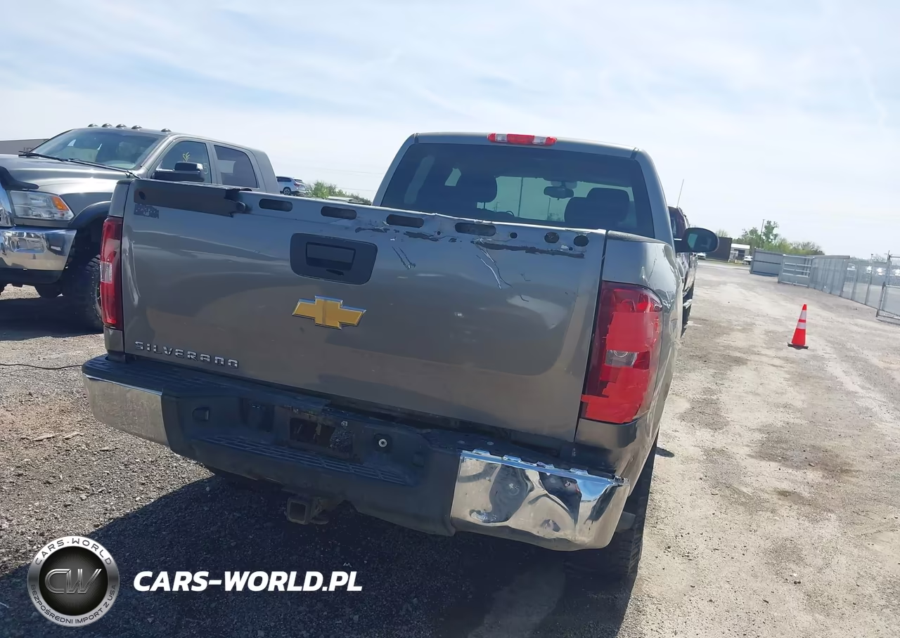2012 Chevrolet Silverado 1500 Ls VIN:1GCRCREA5CZ321293 - 4