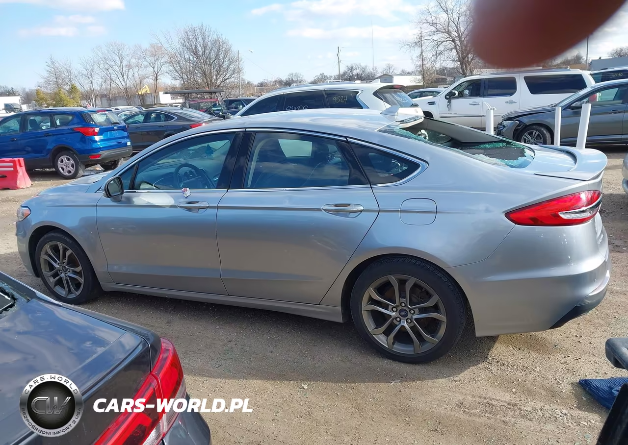 2020 Ford Fusion Hybrid Titanium VIN:3FA6P0RU6LR139765 - 14