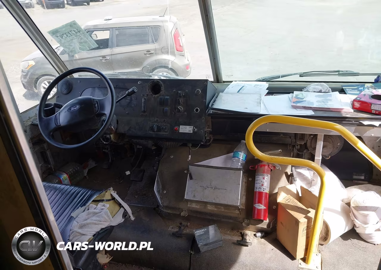 2014 Ford F-59 Commercial Stripped VIN:1F66F5KY9E0A07595 - 14