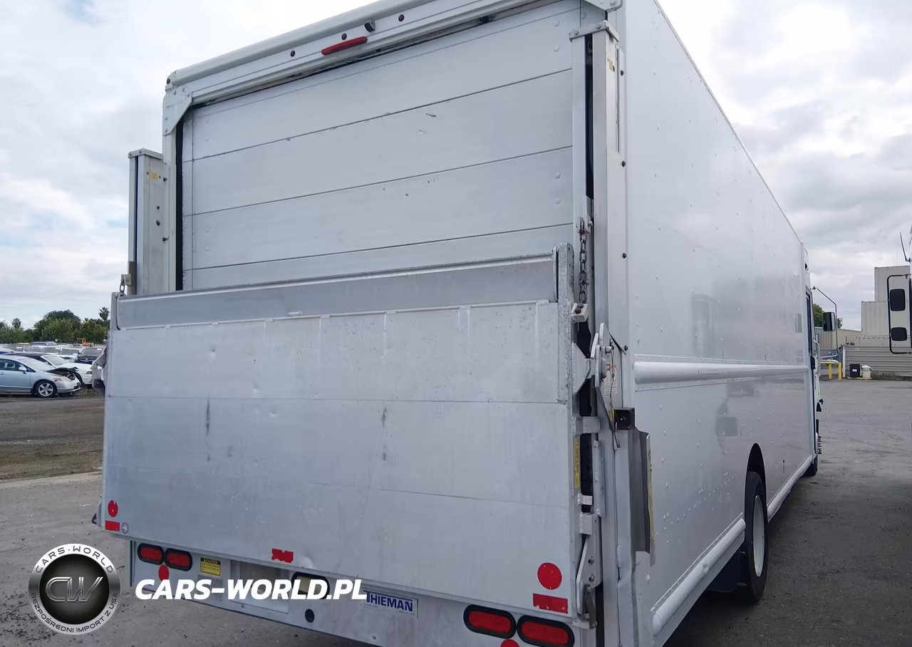 2014 Ford F-59 Commercial Stripped VIN:1F66F5KY9E0A07595 - 21