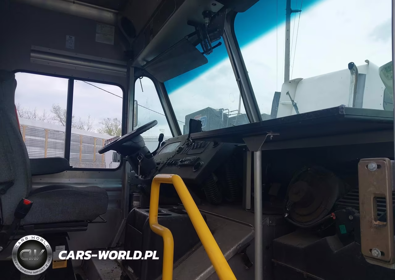 2016 Ford F-59 Commercial Stripped VIN:1F65F5KY1G0A04964 - 5