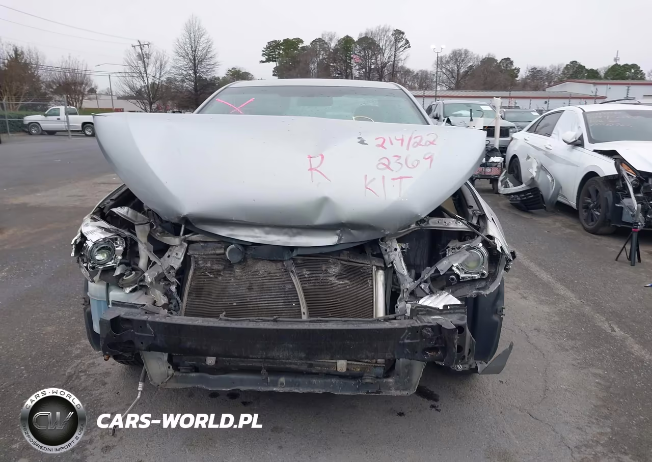 2015 Toyota Camry Le VIN:4T4BF1FK4FR472369 - 12