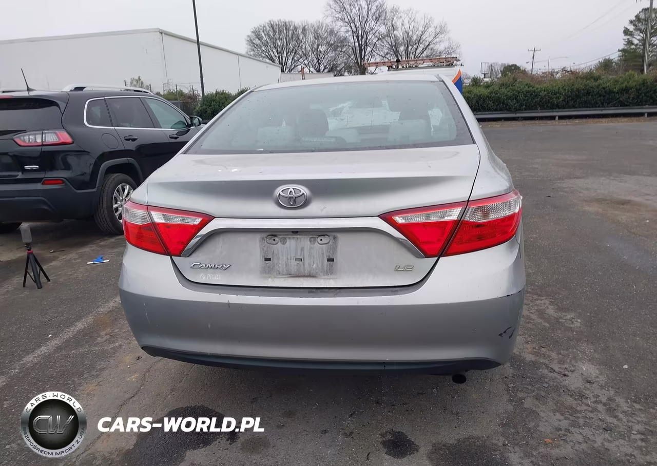2015 Toyota Camry Le VIN:4T4BF1FK4FR472369 - 16