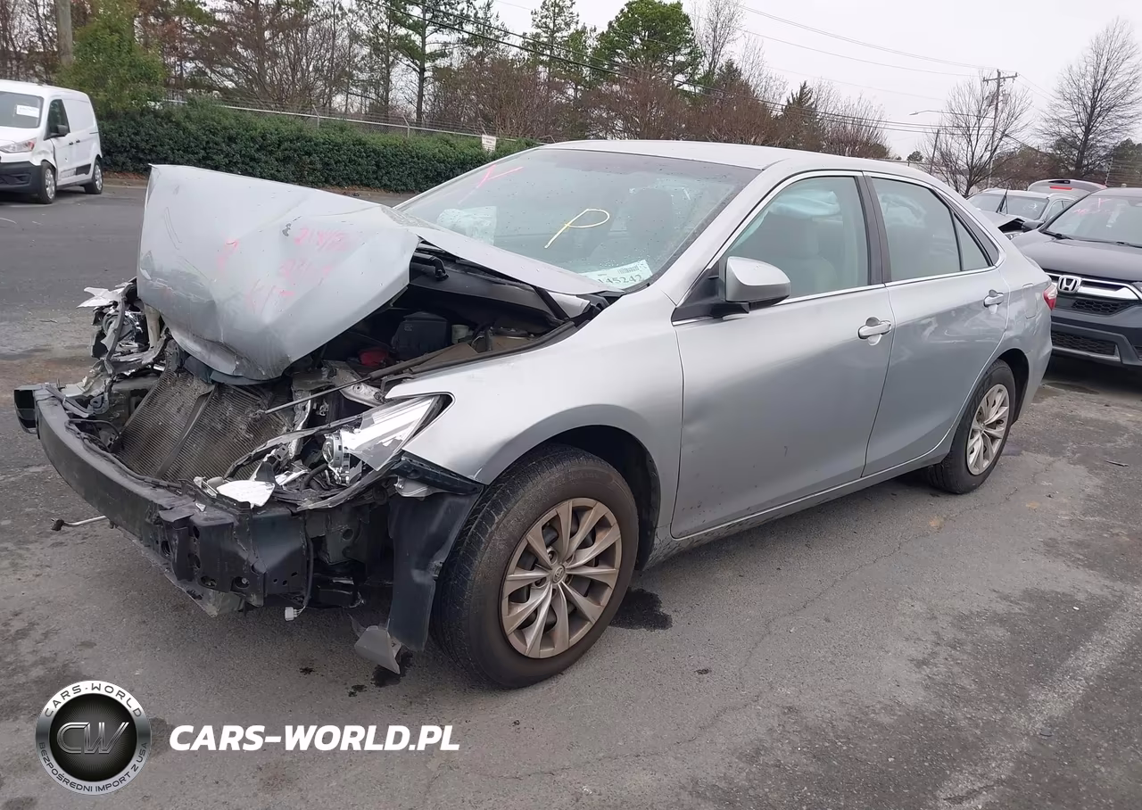 2015 Toyota Camry Le VIN:4T4BF1FK4FR472369 - 2