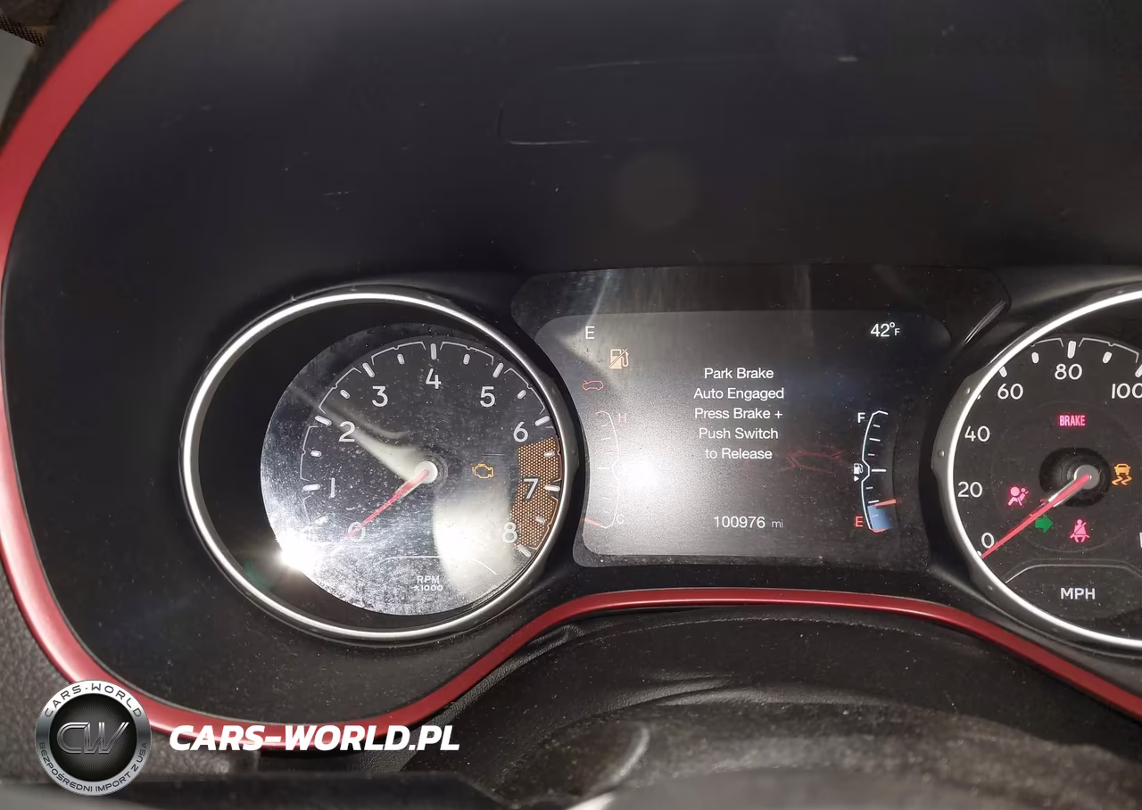 2019 Jeep Compass Trailhawk 4X4 VIN:3C4NJDDB0KT709877 - 7