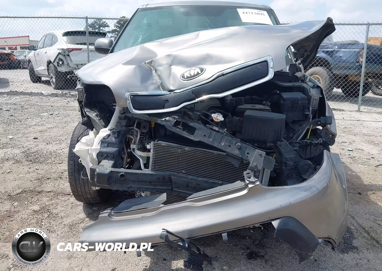 2016 Kia Soul VIN:KNDJN2A26G7302881 - 11