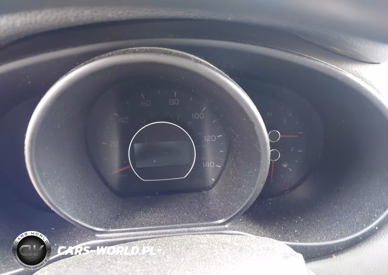 2016 Kia Soul VIN:KNDJN2A26G7302881 - 7