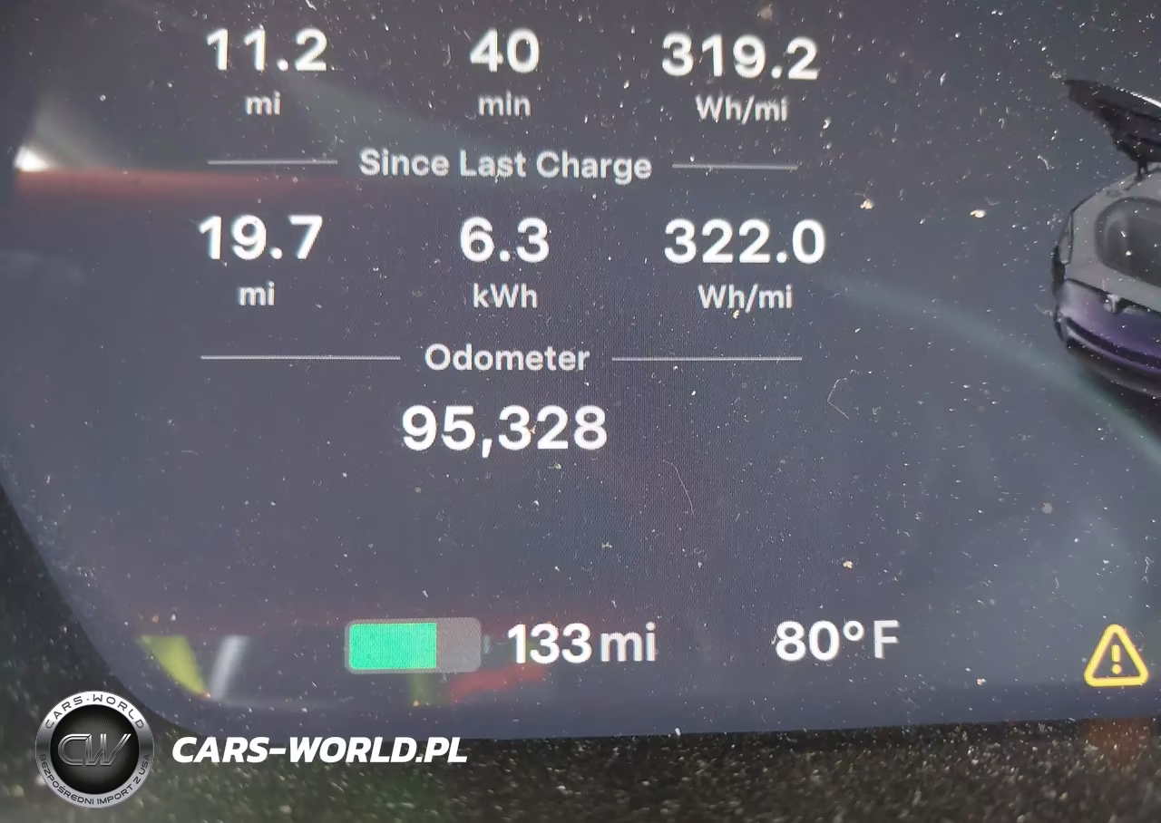 2018 Tesla Model X VIN:5YJXCBE29JF128607 - 16