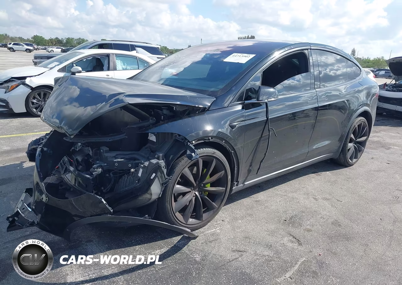 2018 Tesla Model X VIN:5YJXCBE29JF128607 - 2