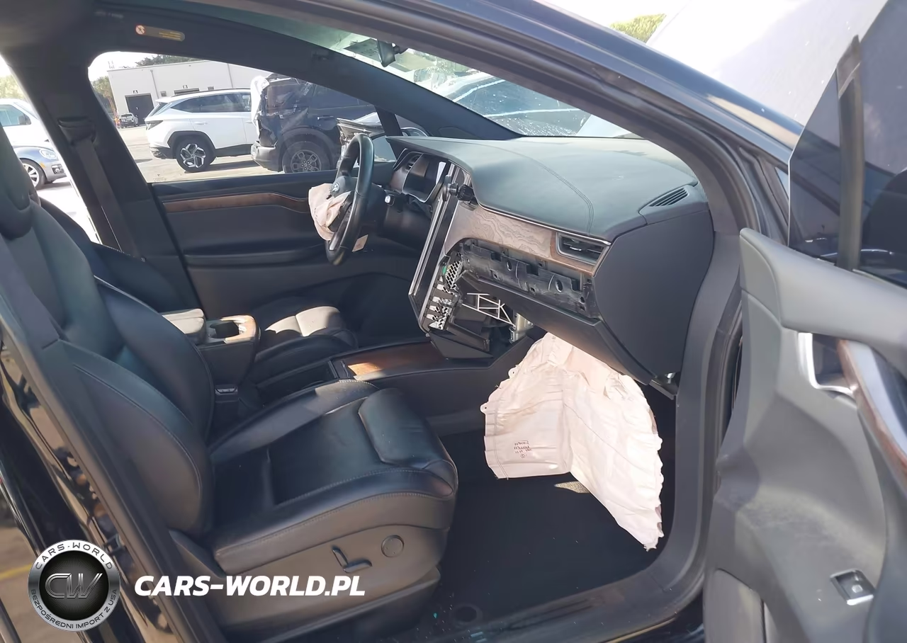 2018 Tesla Model X VIN:5YJXCBE29JF128607 - 5