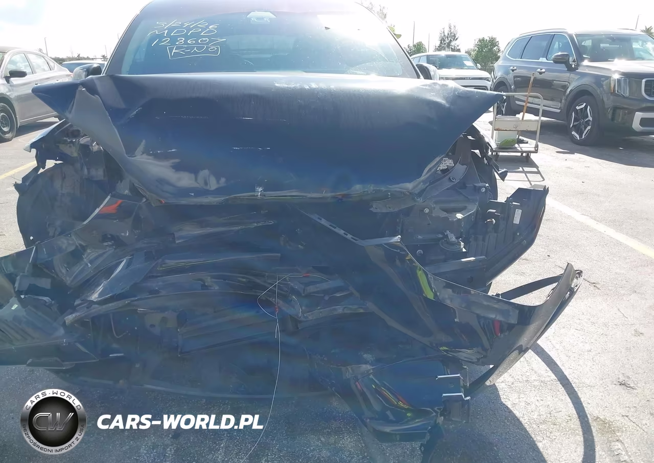 2018 Tesla Model X VIN:5YJXCBE29JF128607 - 6