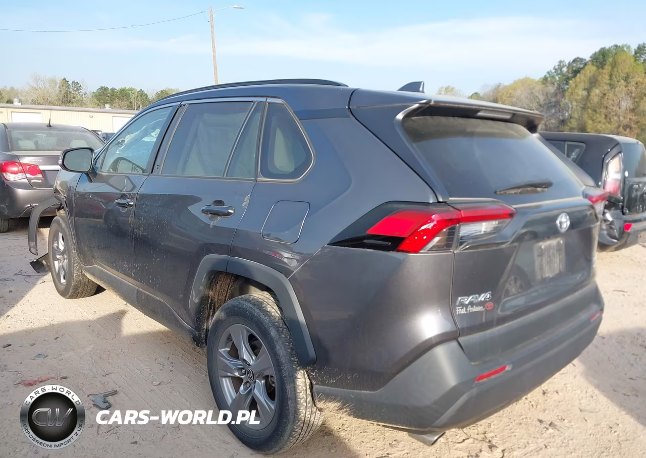 2022 Toyota Rav4 Xle VIN:2T3P1RFV4NC294252 - 3
