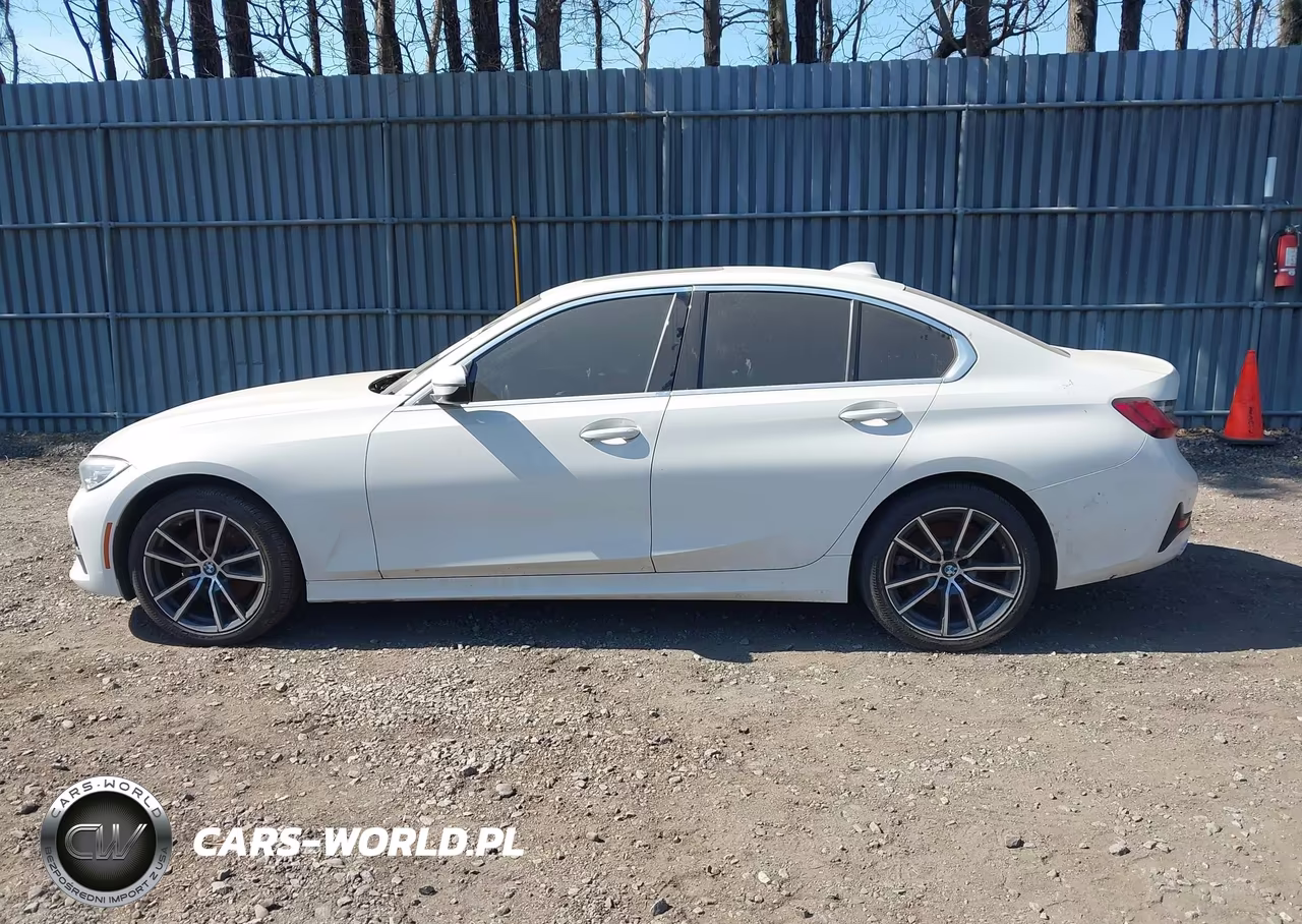 2022 BMW 330I xDrive VIN:3MW5R7J04N8C30962 - 14