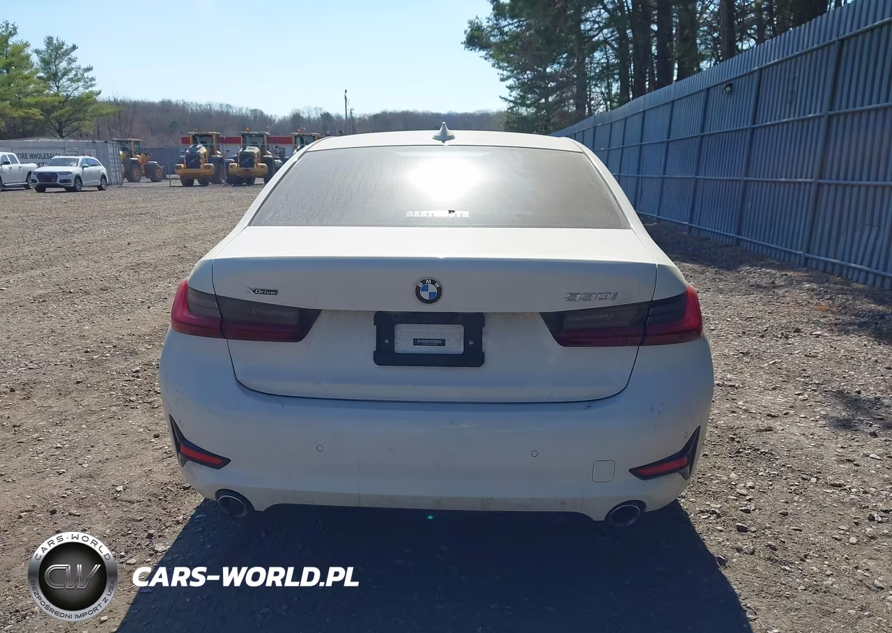 2022 BMW 330I xDrive VIN:3MW5R7J04N8C30962 - 16