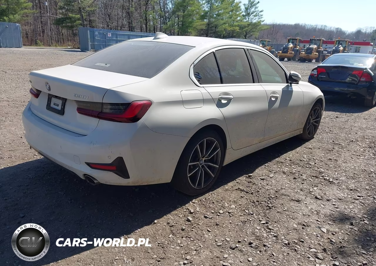2022 BMW 330I xDrive VIN:3MW5R7J04N8C30962 - 4